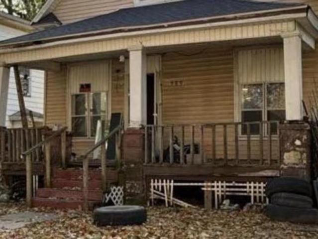 3 bedroom, Decatur IL 62522 105989128
