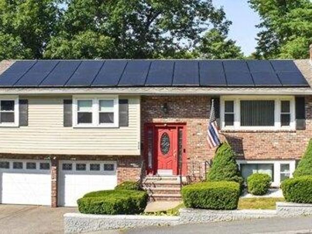 3 bedroom, Dedham MA 02026 105474269