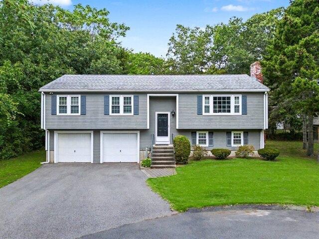 3 bedroom, Dedham MA 02026 105513183