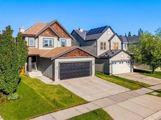3 Bedroom + Den Detached Home in Copperfield