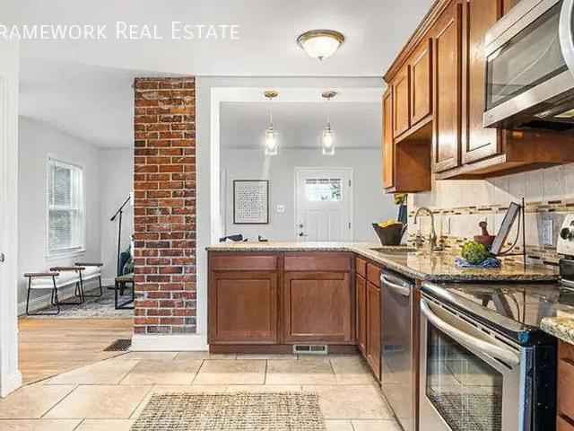 3 bedroom, Denver CO 80205 103209310