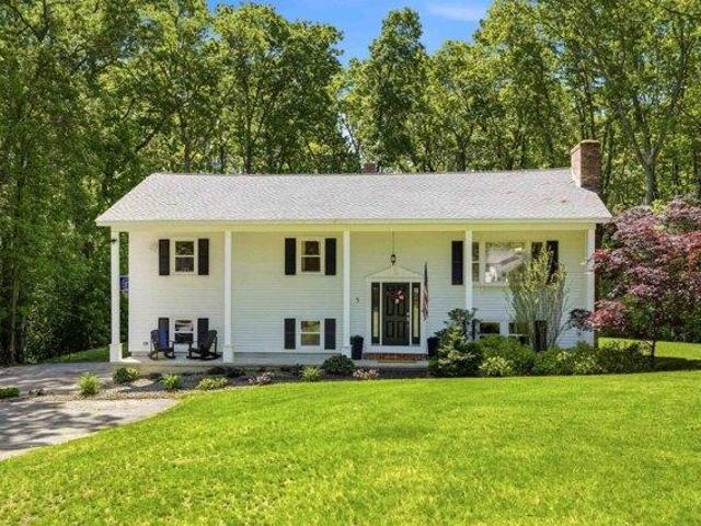 3 bedroom, Derry NH 03038 104407145