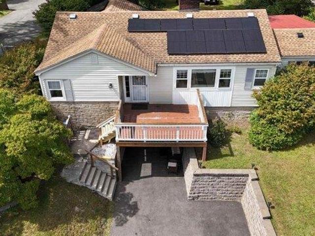 3 bedroom, Derry NH 03038 105551771