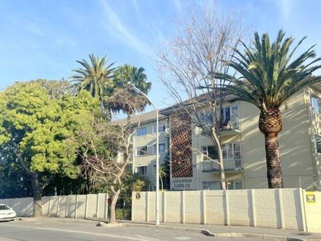 3 Bedroom duplex apartment to rent in Kenilworth, Cape Town