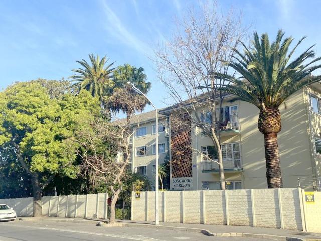 3 Bedroom duplex apartment to rent in Kenilworth, Cape Town
