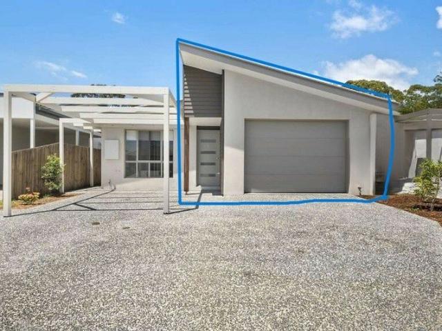 3 Bedroom Duplex Convenient location