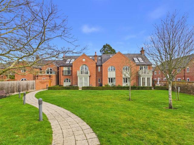 3 bedroom duplex for sale