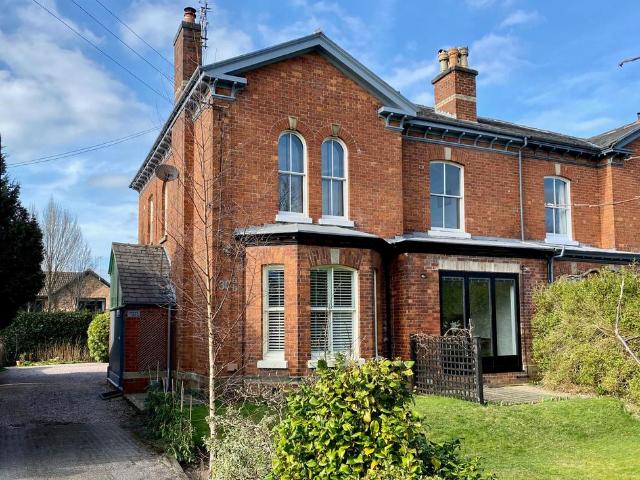 3 bedroom duplex for sale