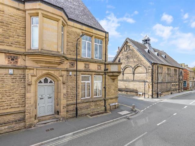 3 bedroom duplex for sale