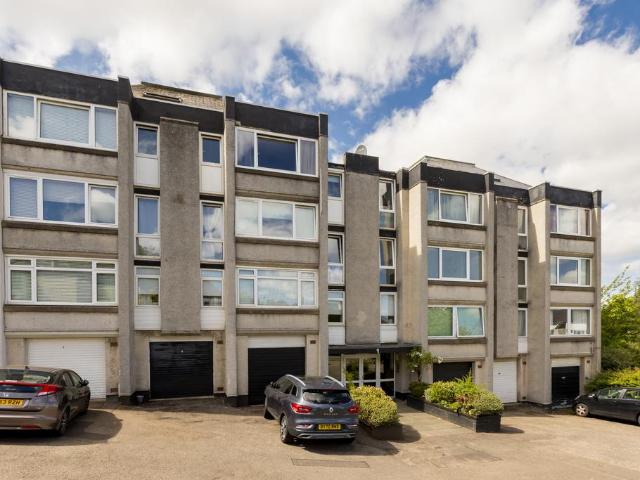 3 bedroom duplex for sale