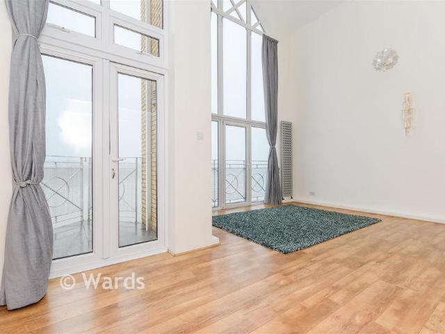 3 bedroom duplex for sale