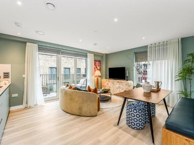 3 bedroom duplex for sale