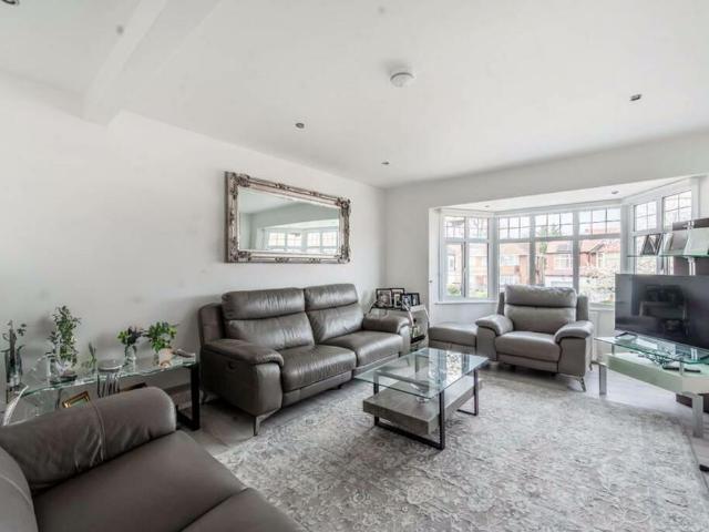 3 bedroom duplex for sale