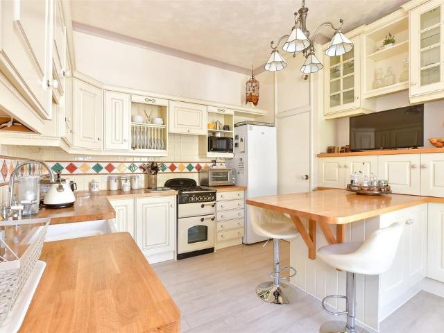 3 bedroom duplex for sale