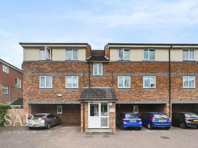 3 bedroom duplex for sale