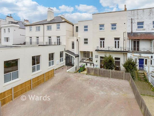 3 bedroom duplex for sale