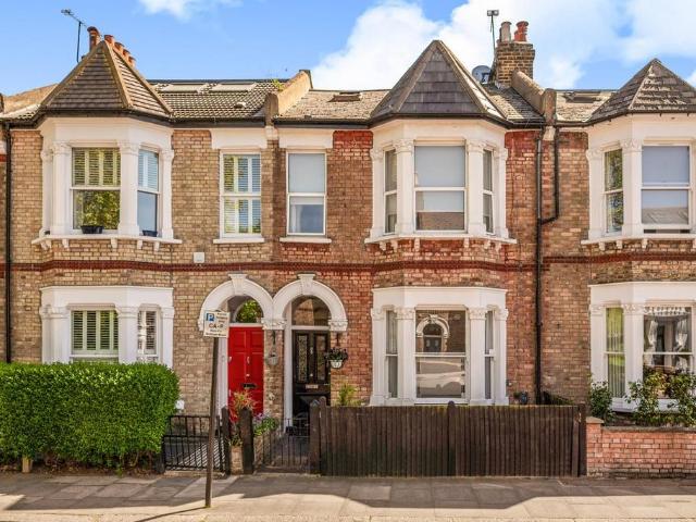 3 bedroom duplex for sale