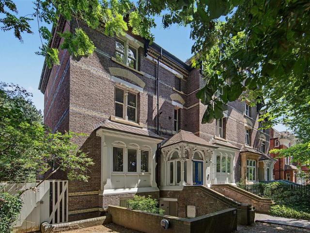 3 bedroom duplex for sale