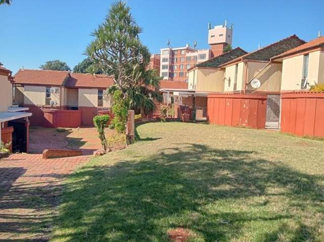 3 Bedroom Duplex in Montclair