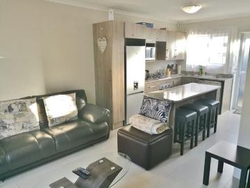 3 Bedroom Duplex in Overbaakens