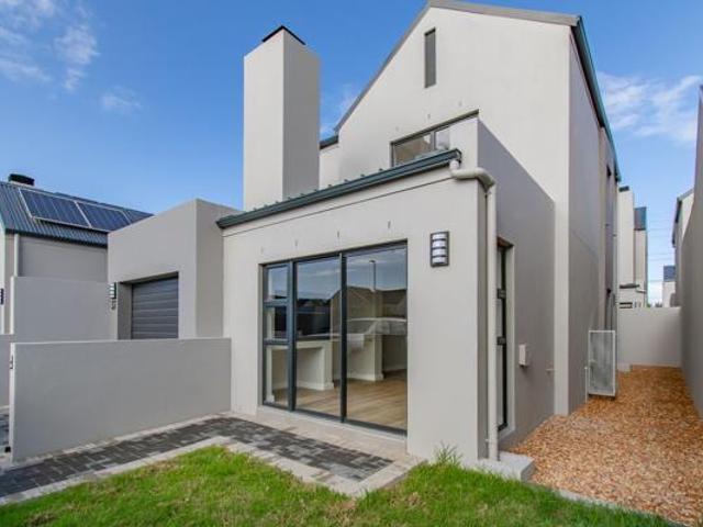 3 Bedroom Duplex in Aan de Wijnlanden