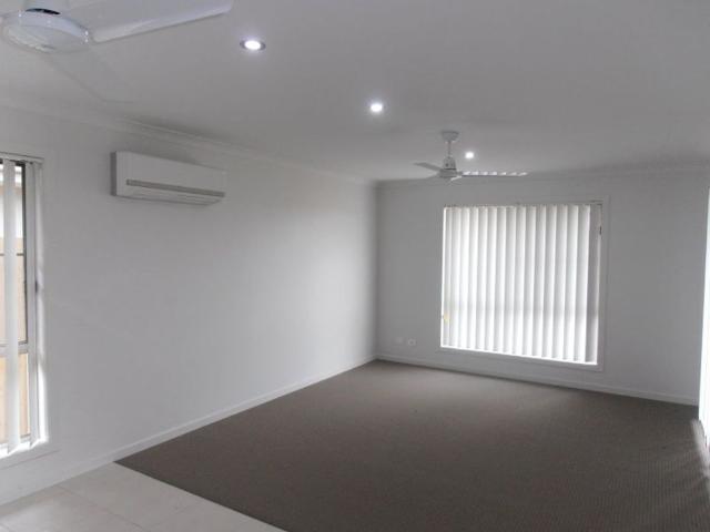 3 Bedroom Duplex in Andergrove Lakes