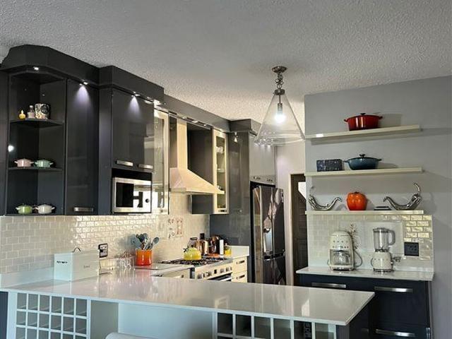 3 Bedroom Duplex in Blue Bend