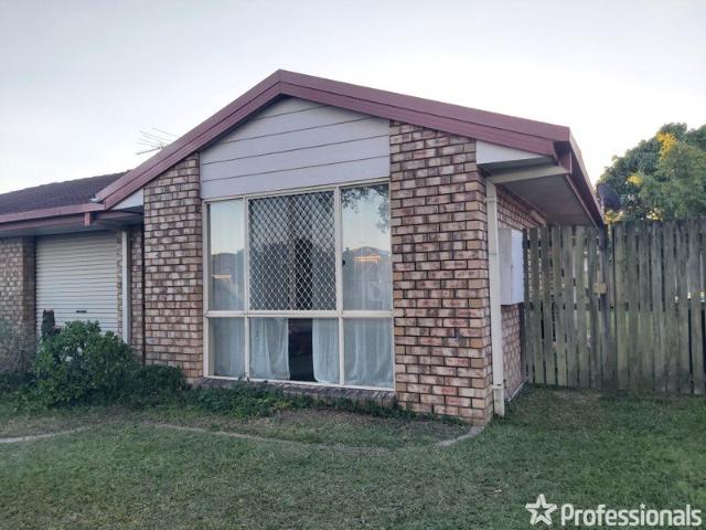 3 Bedroom Duplex in Fitzgibbon Great Location!