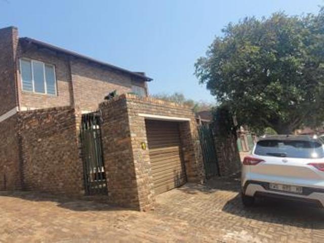 3 Bedroom Duplex in West Acres