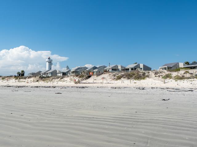 3 Bedroom Duplex in Woodbridge Island