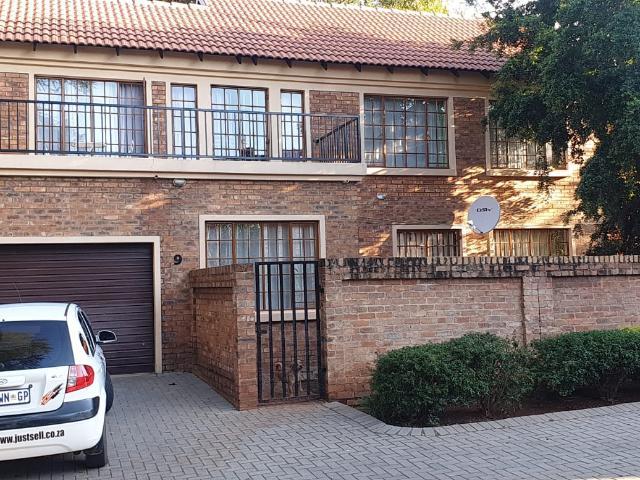 3 Bedroom Duplex To Let in Amandasig