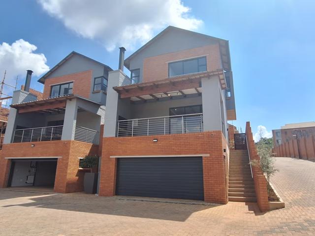 3 Bedroom Duplex To Let in Olympus AH