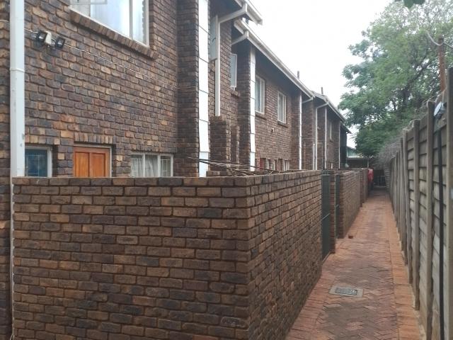 3 Bedroom Duplex To Let in Pretoria North