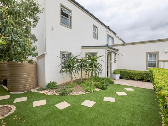 3 Bedroom Duplex To Let in Silver Fox Estate
