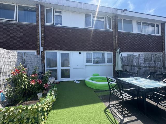 3 bedroom duplex to rent
