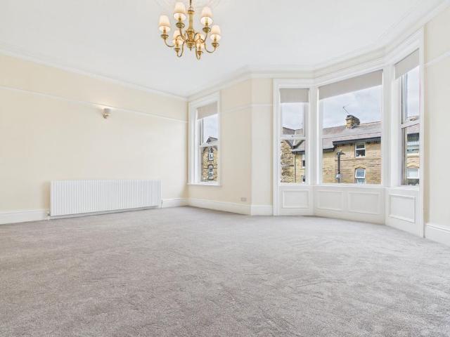 3 bedroom duplex to rent