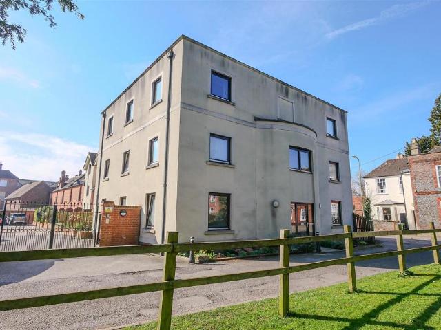 3 bedroom duplex to rent