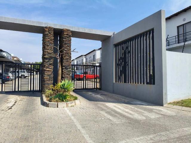 3 Bedroom Duplex to Rent in Cashan
