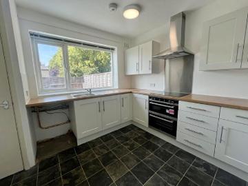 3 Bedroom Duplex To Rent In Burlington Court, Nottingham, Nottinghamshire, NG5