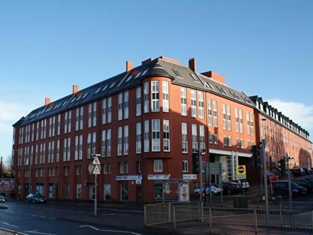3 Bedroom Duplex To Rent In Randolph Gate, Jordanhill, G11
