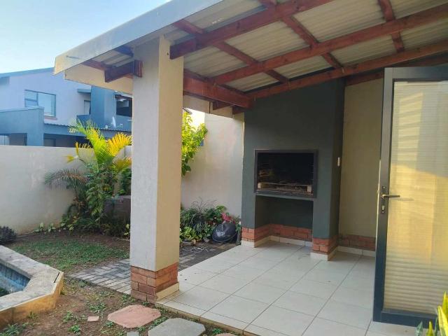 3 Bedroom Duplex to Rent in Waterkloof AH