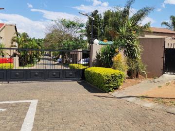 3 Bedroom duplex townhouse sectional to rent in Cashan, Rustenburg
