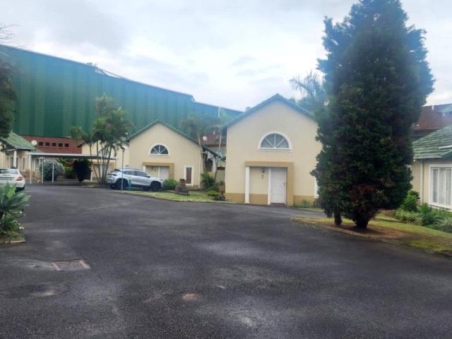 3 Bedroom duplex townhouse sectional to rent in Mount Edgecombe