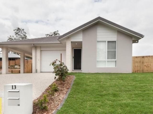 3 BEDROOM DUPLEX!