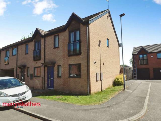 3 Bedroom Town House