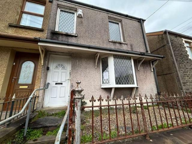 3 Bedroom End Of Terrace House