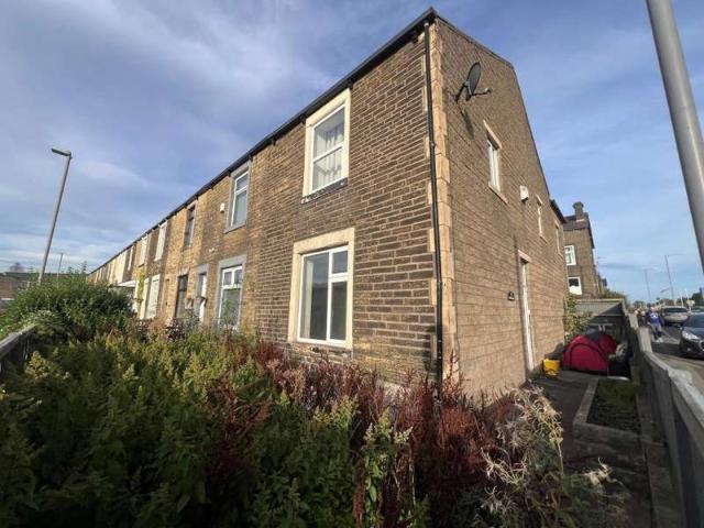 3 Bedroom End Of Terrace House