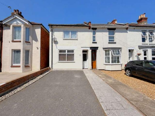 3 Bedroom End Of Terrace House