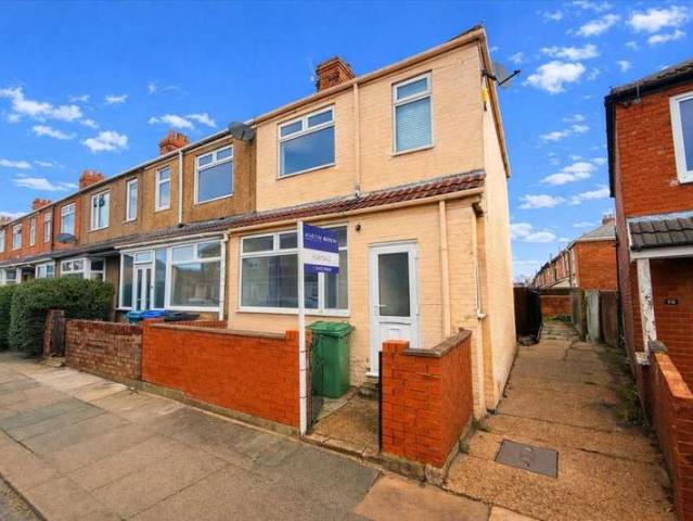 3 Bedroom End Of Terrace House