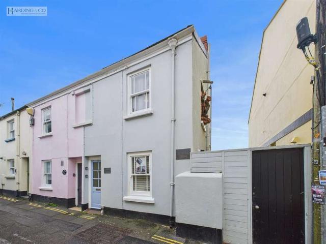 3 Bedroom End Of Terrace House